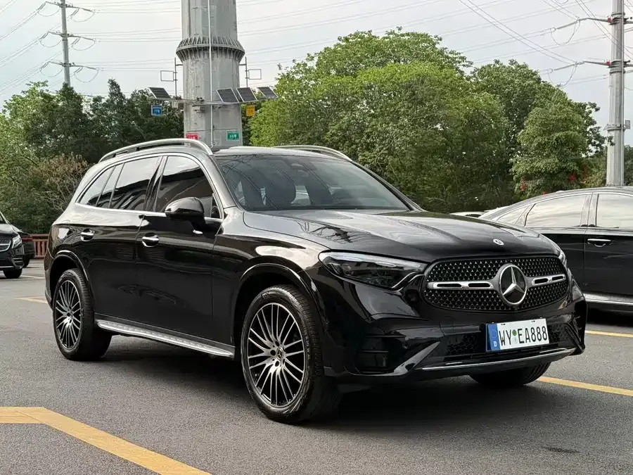 Mercedes-Benz GLC-Class 2025