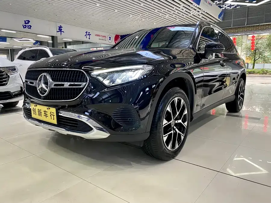Mercedes-Benz GLC-Class 2024