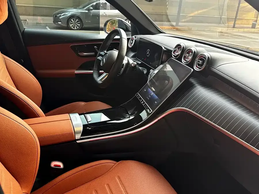 Mercedes-Benz GLC-Class Mercedes-Benz GLC 2023 GLC 300 L 4MATIC dynamic 5-seater 2023 — миниатюра 3