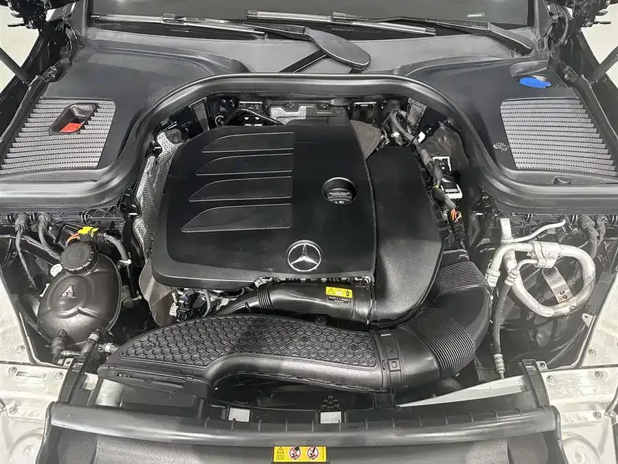 Mercedes-Benz GLC-Class Mercedes-Benz GLC 2022 Model 3 GLC 260 L 4MATIC Dynamic 2022 — миниатюра 2