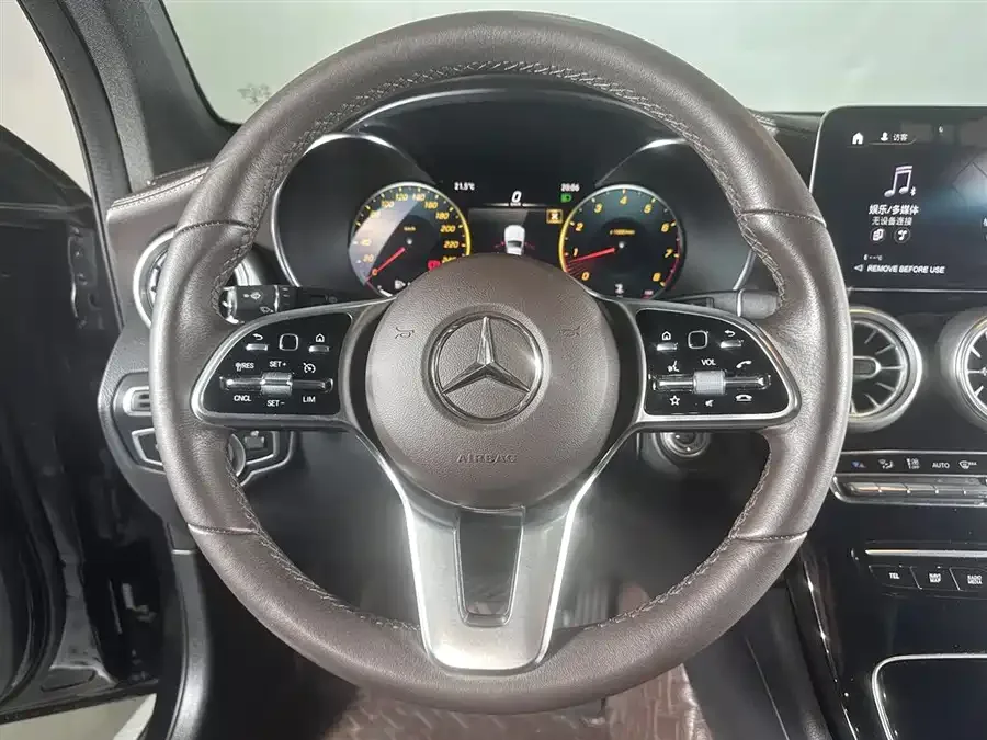 Mercedes-Benz GLC-Class Mercedes-Benz GLC 2022 Model 3 GLC 260 L 4MATIC Dynamic 2022 — миниатюра 4