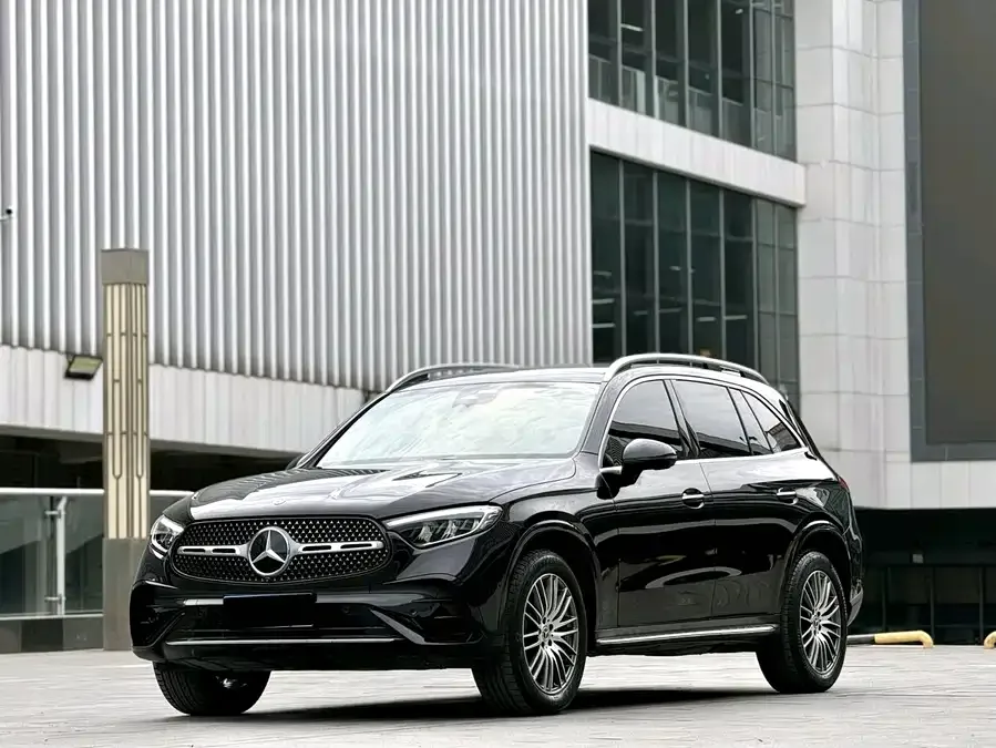 Mercedes-Benz GLC-Class 2024