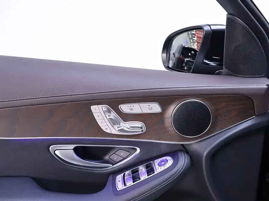 Mercedes-Benz GLC-Class Mercedes-Benz GLC 2022 GLC 300 L 4MATIC Dynamic Collector's Edition 2022 — миниатюра 5