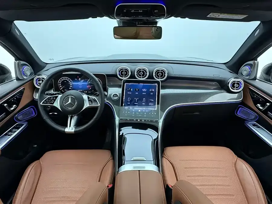 Mercedes-Benz GLC-Class Mercedes-Benz GLC 2023 GLC 260 L 4MATIC dynamic 7-seater 2023 — миниатюра 5
