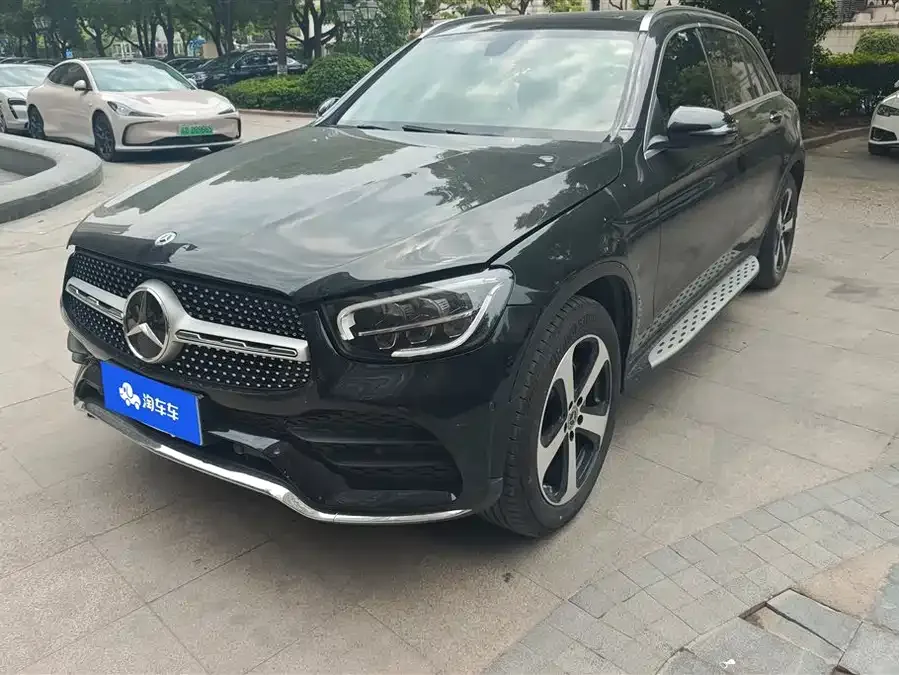 Mercedes-Benz GLC-Class 2023