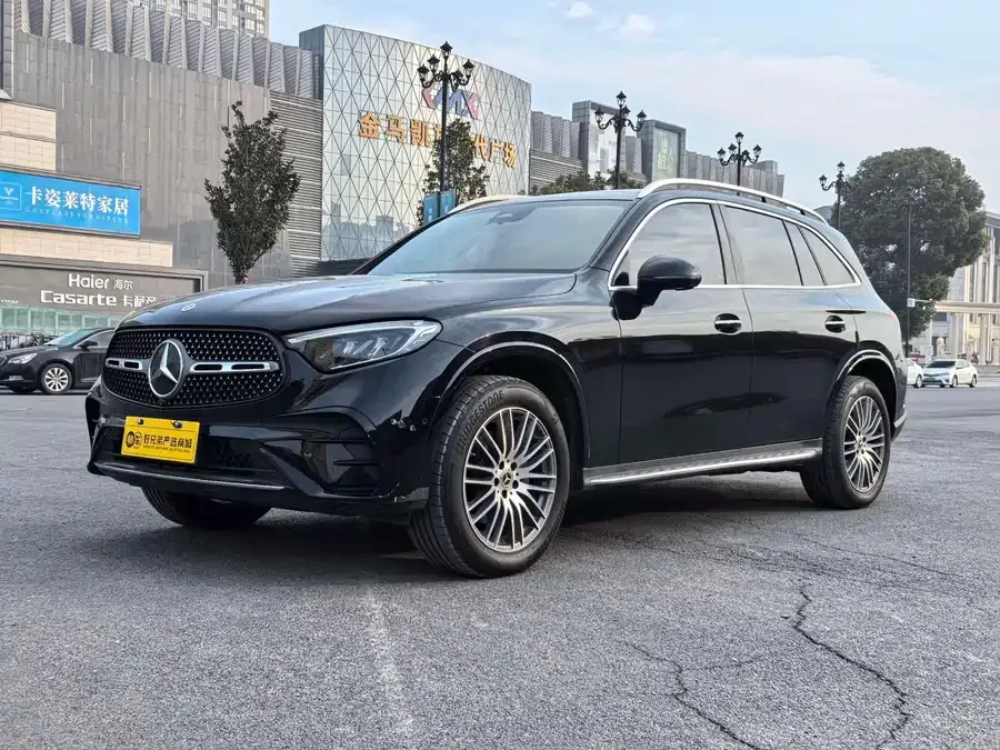 Mercedes-Benz GLC-Class 2024