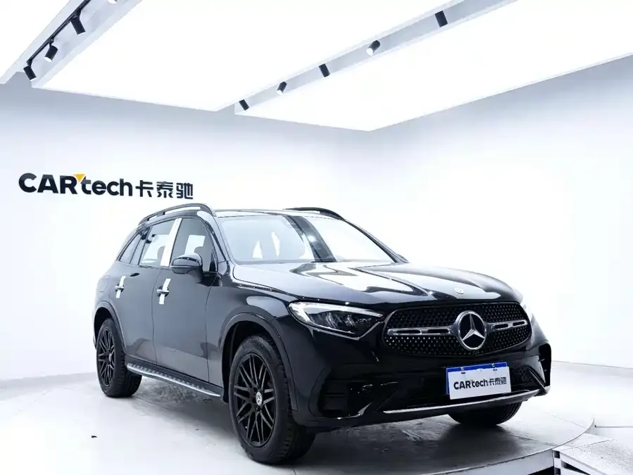 Mercedes-Benz GLC-Class Mercedes-Benz GLC 2025 GLC 260 L 4MATIC Luxury Edition 2025 — миниатюра 2