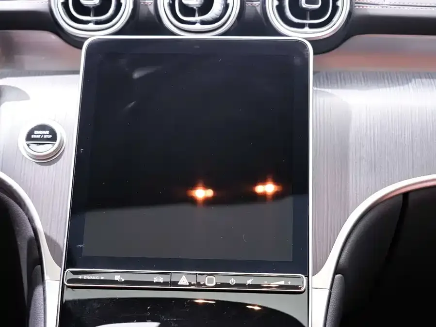 Mercedes-Benz GLC-Class Mercedes-Benz GLC 2025 GLC 260 L 4MATIC Luxury Edition 2025 — миниатюра 5
