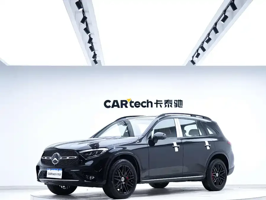 Mercedes-Benz GLC-Class 2025
