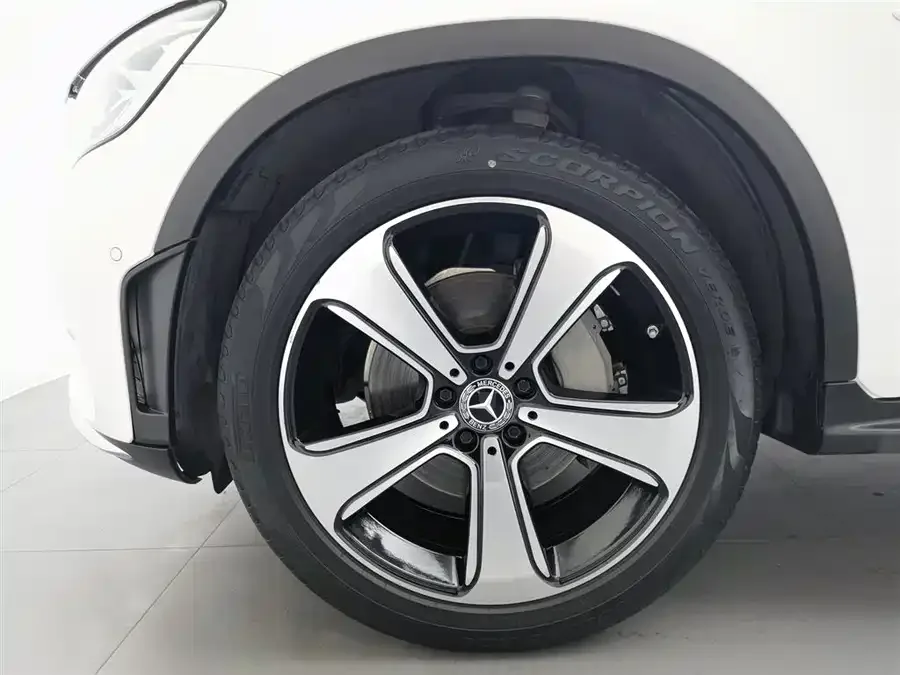 Mercedes-Benz GLC-Class Mercedes-Benz GLC 2022 facelift GLC 300 L 4MATIC Dynamic Collector's Edition 2022 — миниатюра 5