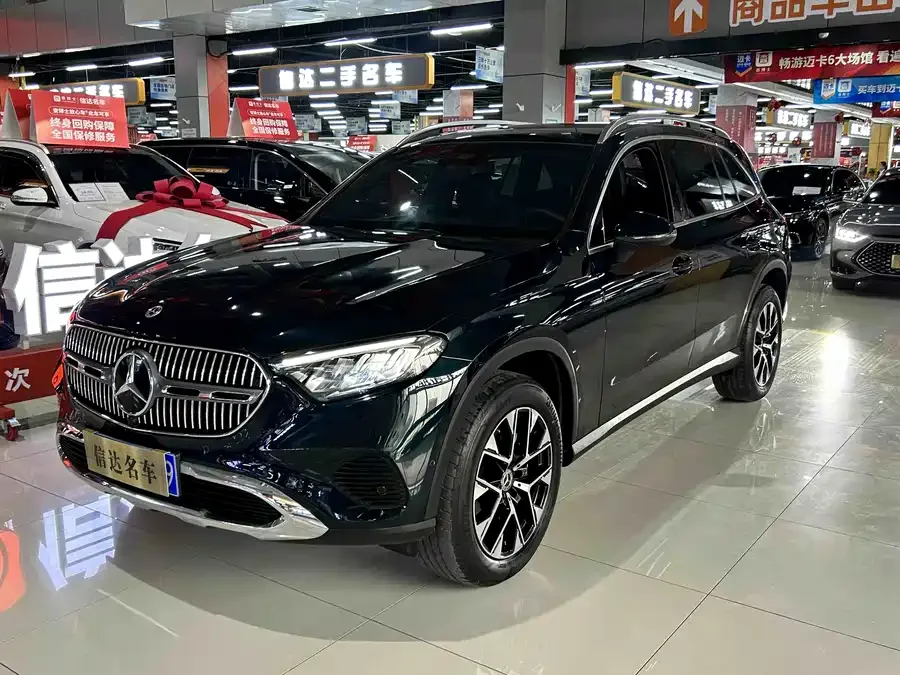 Mercedes-Benz GLC-Class 2023
