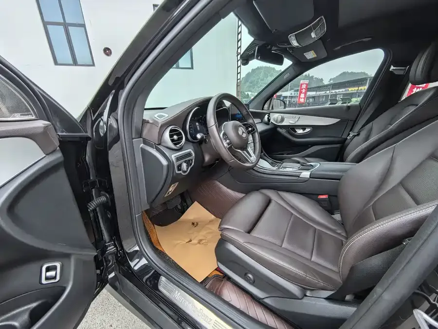 Mercedes-Benz GLC-Class Mercedes-Benz GLC 2022 Model 3 GLC 260 L 4MATIC Dynamic 2022 — миниатюра 4