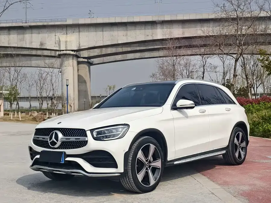 Mercedes-Benz GLC-Class 2023