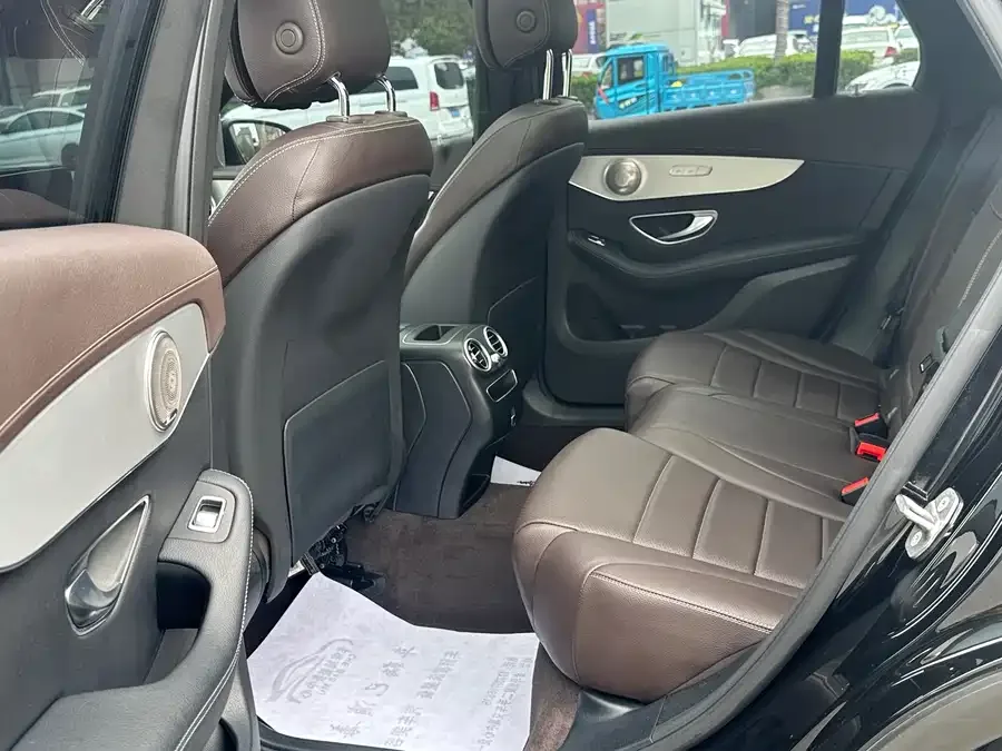 Mercedes-Benz GLC-Class Mercedes-Benz GLC 2022 Model 3 GLC 260 L 4MATIC Dynamic 2022 — миниатюра 3
