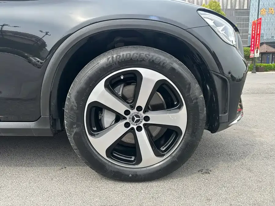 Mercedes-Benz GLC-Class Mercedes-Benz GLC 2022 Model 3 GLC 260 L 4MATIC Dynamic 2022 — миниатюра 5