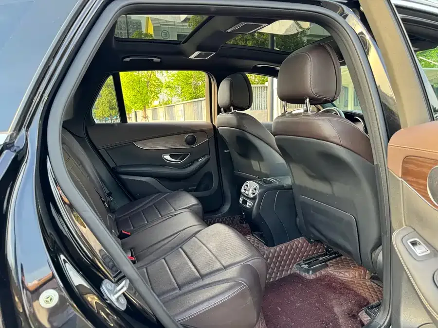 Mercedes-Benz GLC-Class Mercedes-Benz GLC 2021 GLC 260 L 4MATIC Dynamic 2022 — миниатюра 4