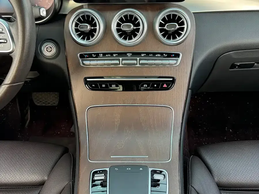 Mercedes-Benz GLC-Class Mercedes-Benz GLC 2021 GLC 260 L 4MATIC Dynamic 2022 — миниатюра 5