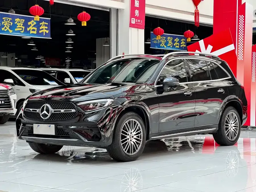 Mercedes-Benz GLC-Class 2023