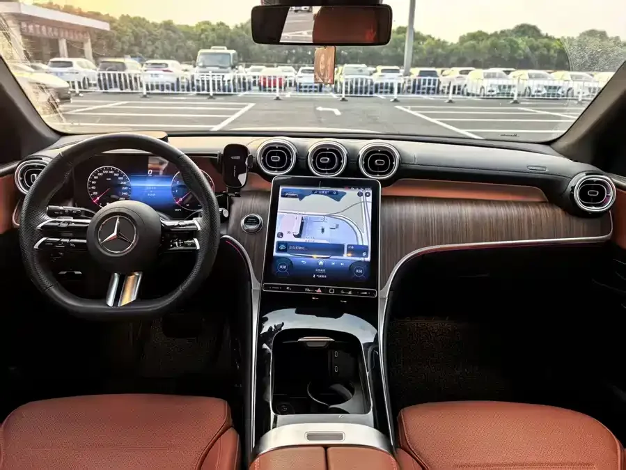 Mercedes-Benz GLC-Class Mercedes-Benz GLC 2024 GLC 300 L 4MATIC dynamic 5-seater 2024 — миниатюра 5