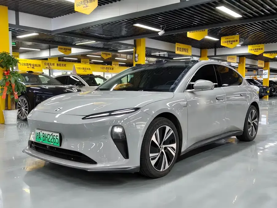 NIO ET5 2023