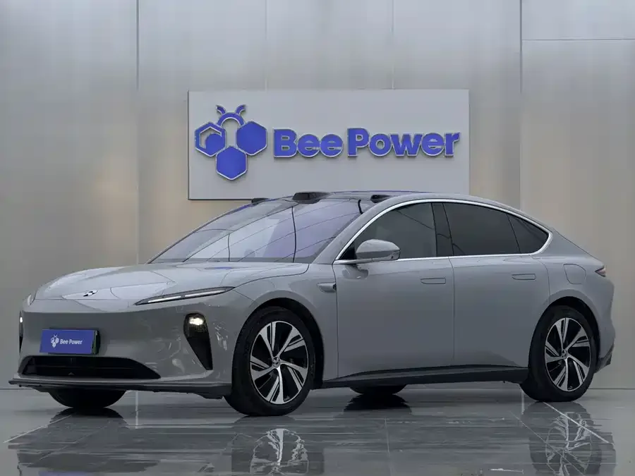 NIO ET5 2023