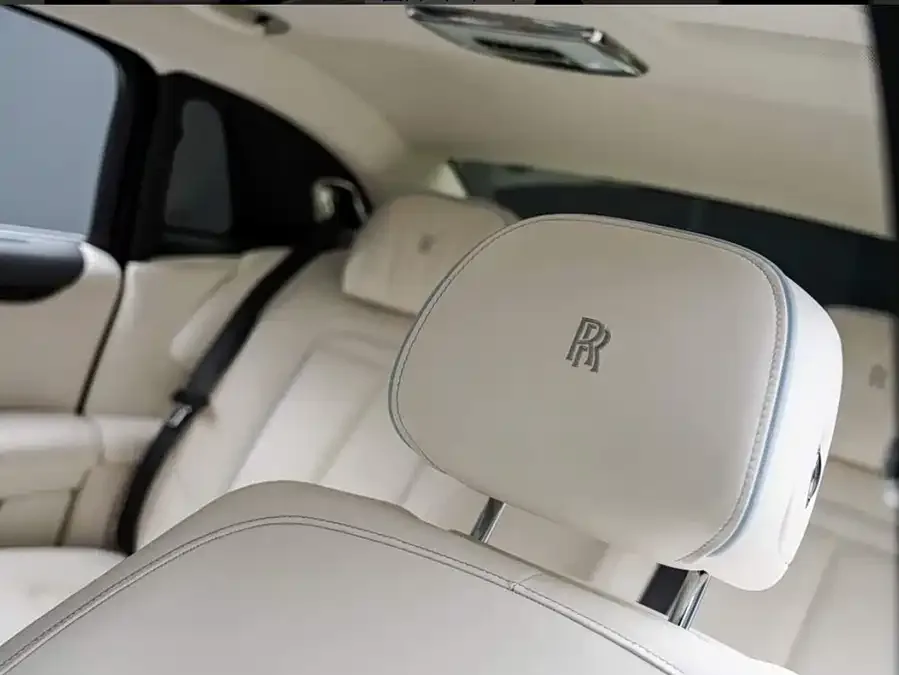 Rolls-Royce Ghost Ghost 2021 6.7T long wheelbase version 2022 — миниатюра 3