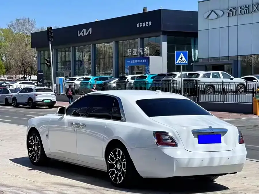 Rolls-Royce Ghost Ghost 2021 6.7T standard wheelbase version 2022 — миниатюра 4