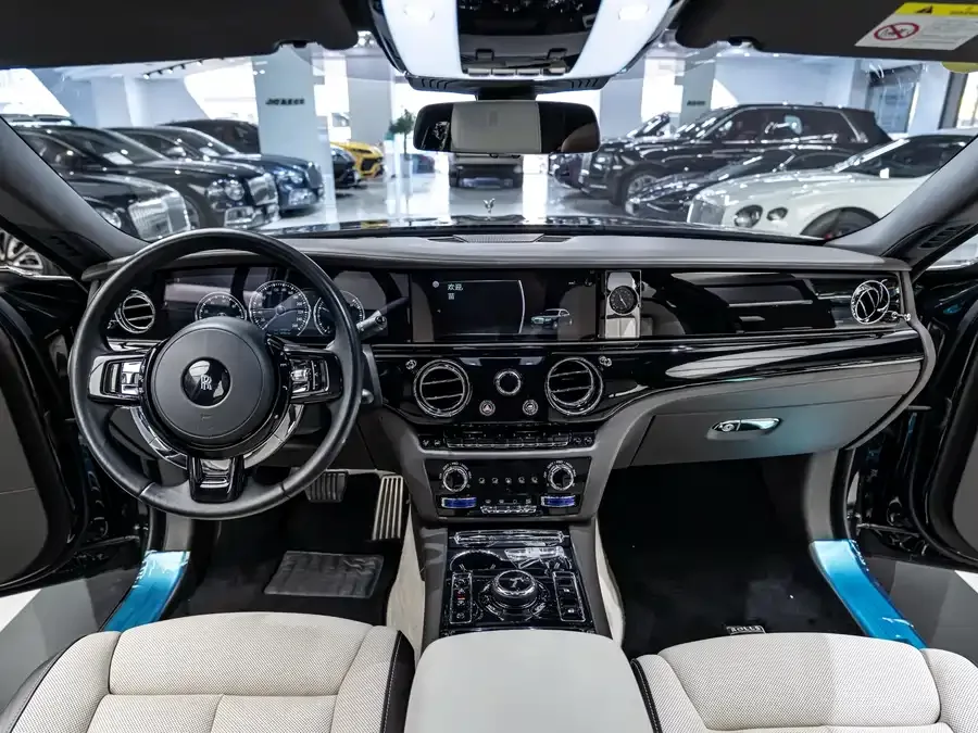 Rolls-Royce Ghost Ghost 2021 6.7T long wheelbase version 2023 — миниатюра 2