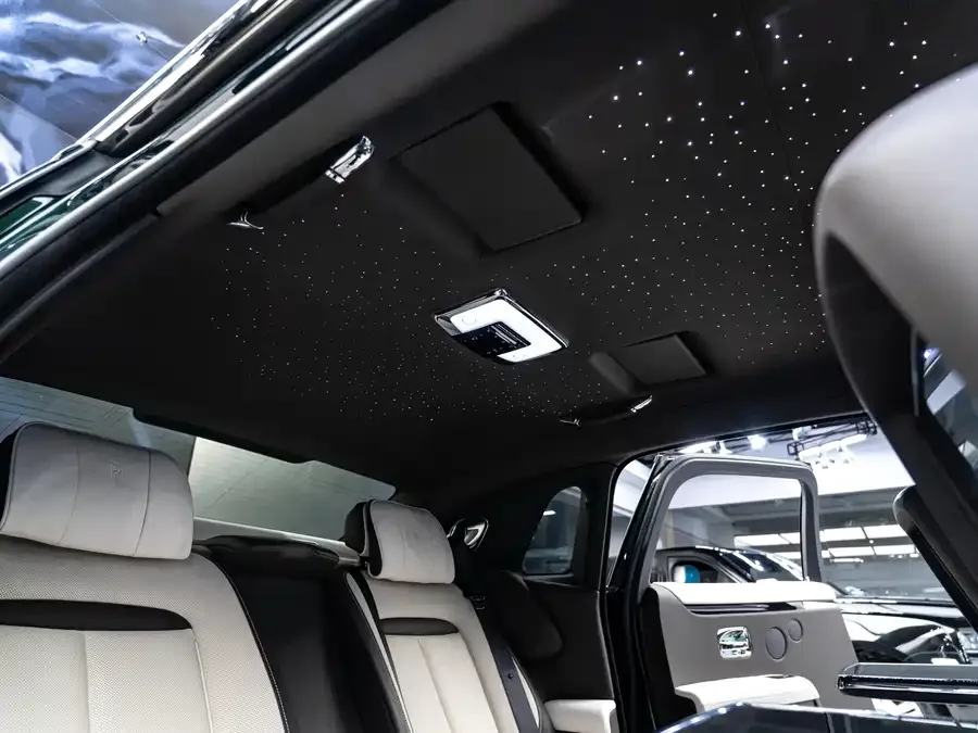 Rolls-Royce Ghost Ghost 2021 6.7T long wheelbase version 2023 — миниатюра 4