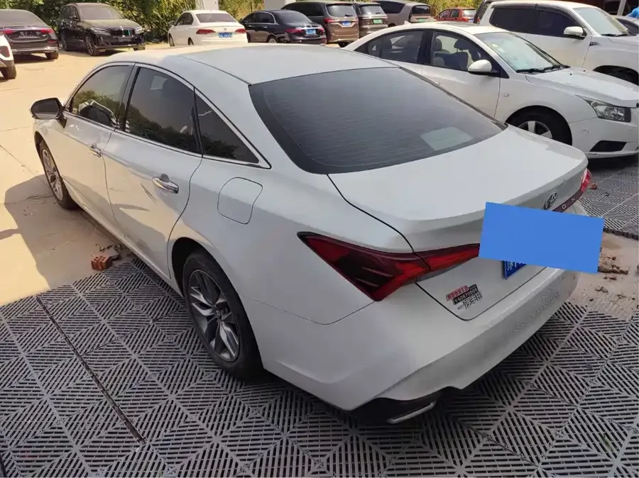 Toyota Avalon Asia Dragon 2019 2.0L Deluxe Edition National VI 2022 — миниатюра 3