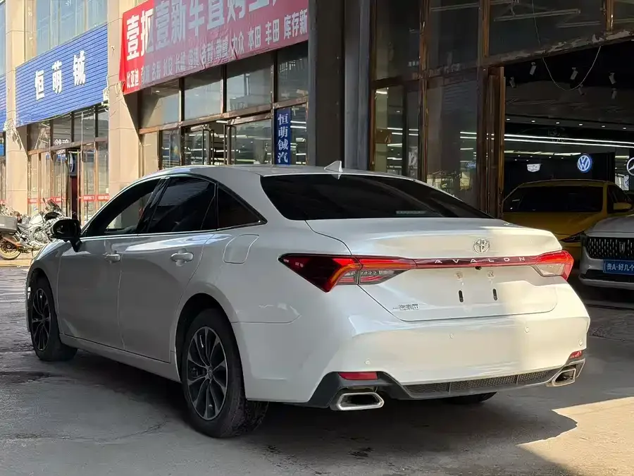 Toyota Avalon Avalon 2024 2.0L Premium Edition 2024 — миниатюра 5
