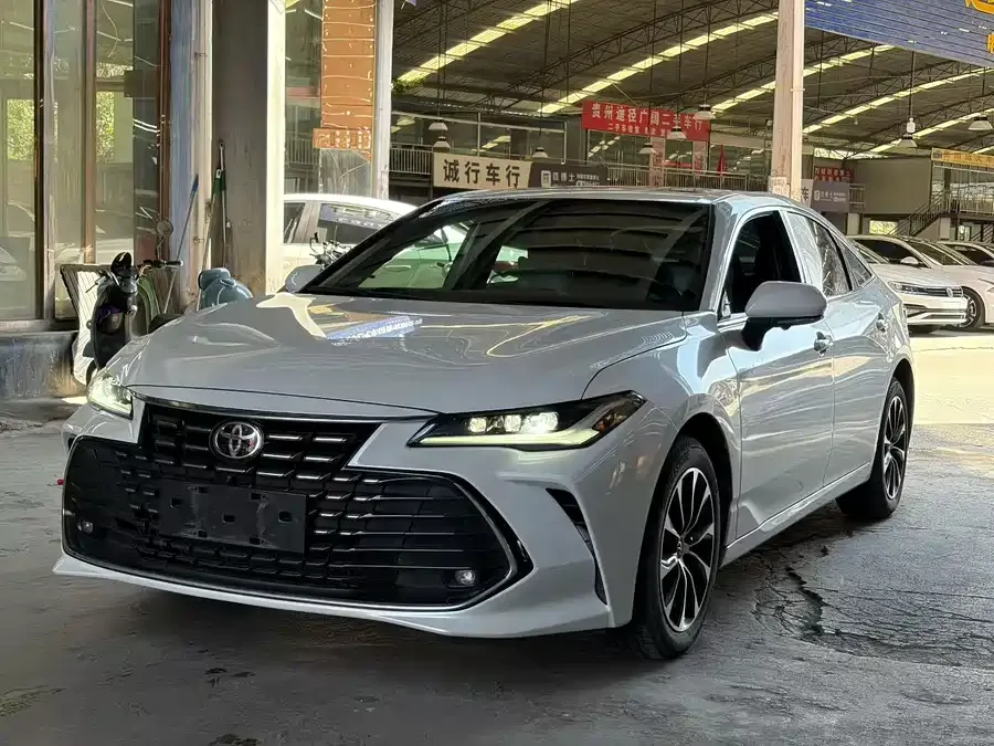 Toyota Avalon Avalon 2024 2.0L Premium Edition 2024 — фото 1, купить с доставкой в Москву
