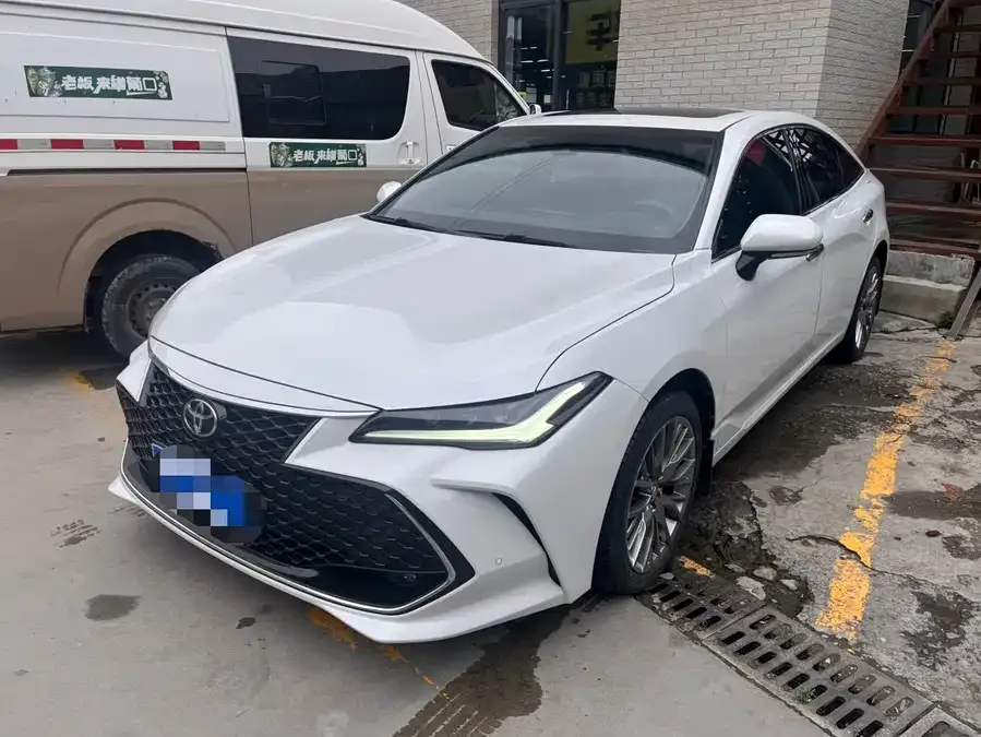 Toyota Avalon 2023