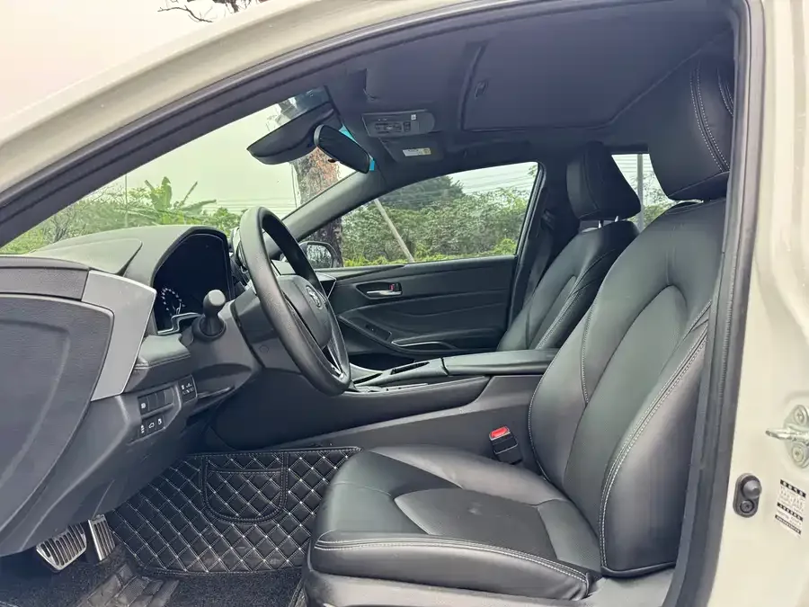Toyota Avalon Avalon 2023 2.0L Premium Edition 2024 — миниатюра 3