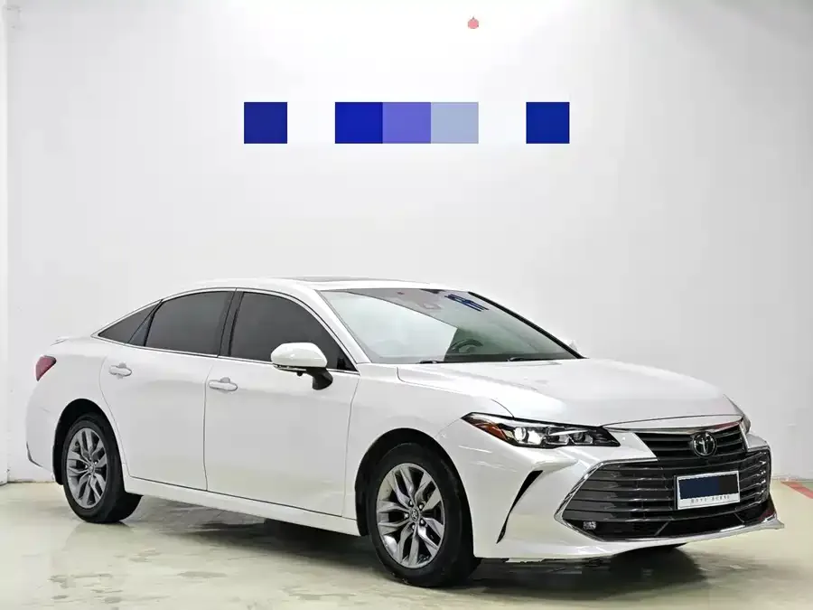 Toyota Avalon Asia Dragon 2021 2.5L Deluxe Edition 2022 — миниатюра 3