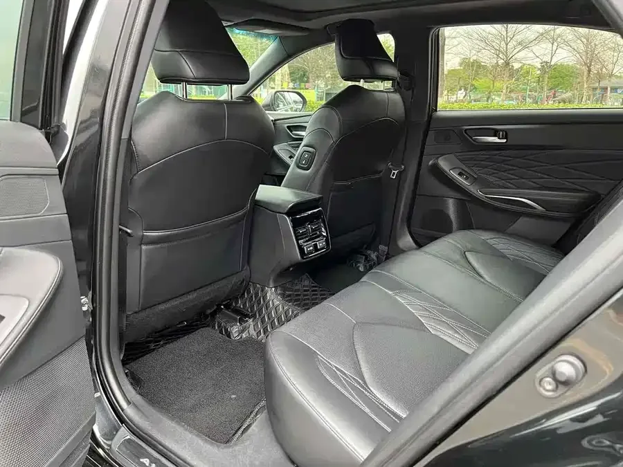 Toyota Avalon 2023 Avalon 2.5L Touring Premium Edition 2023 — миниатюра 4