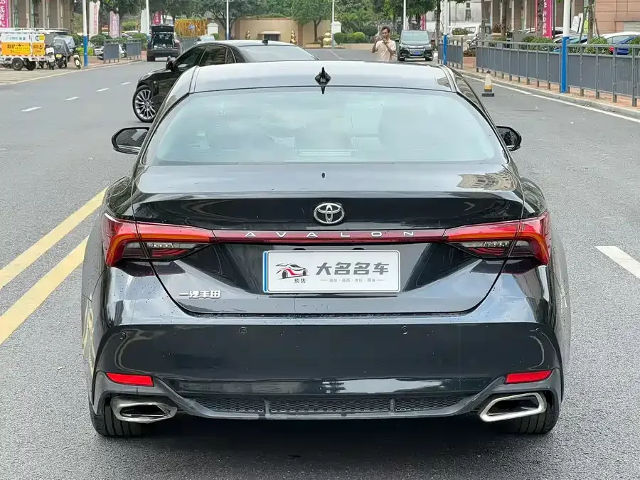 Toyota Avalon Asia Dragon 2022 2.0L Enterprising Edition 2023 — миниатюра 5