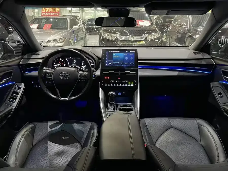 Toyota Avalon Asia Dragon 2022 2.0L Deluxe Edition 2022 — миниатюра 3