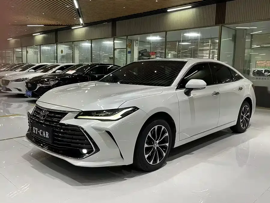 Toyota Avalon Asia Dragon 2022 2.0L Deluxe Edition 2022 — фото 1, купить с доставкой в Москву