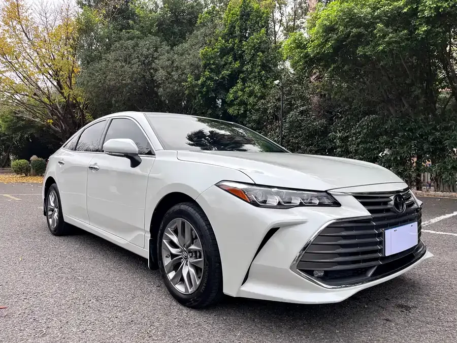 Toyota Avalon Asia Dragon 2019 2.0L Deluxe Edition National VI 2022 — фото 1, купить с доставкой в Москву