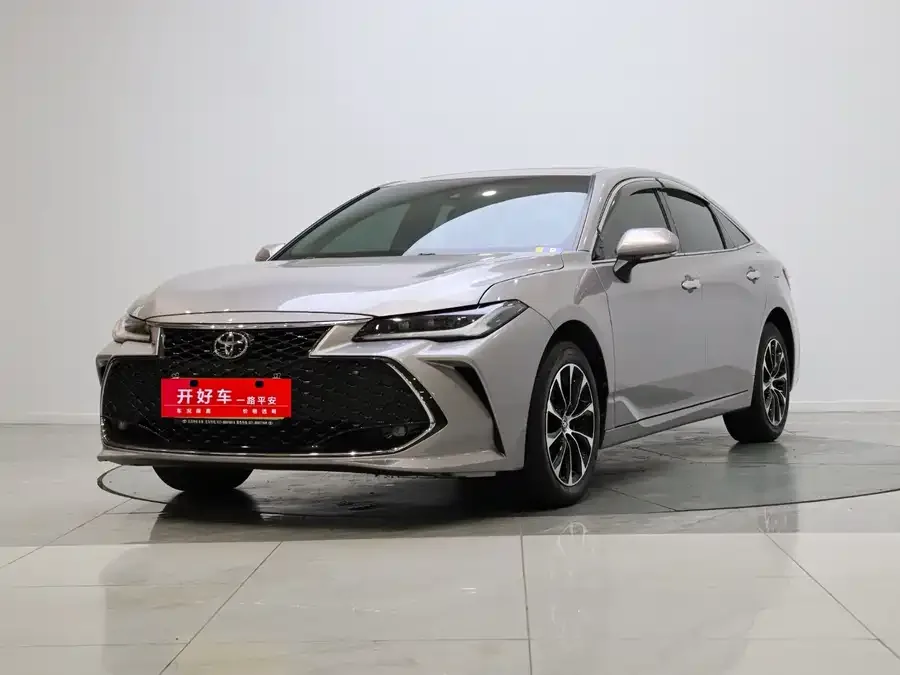 Toyota Avalon Asia Dragon 2022 2.5L Deluxe Edition 2023 — фото 1, купить с доставкой в Москву
