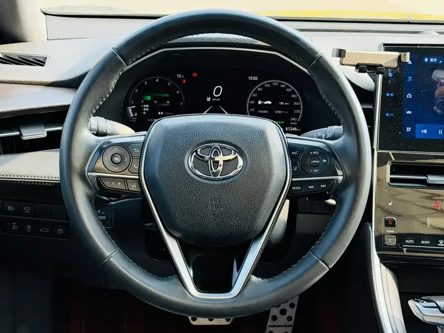 Toyota Avalon 2022 Avalon 2.5L Touring Premium Edition 2022 — миниатюра 3