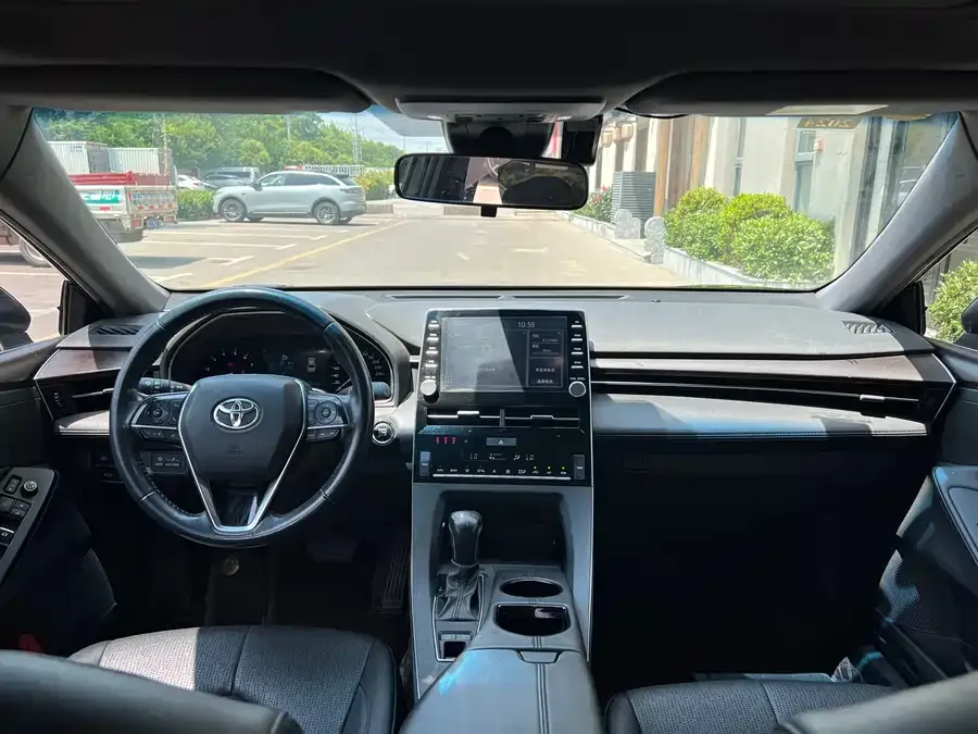Toyota Avalon Asia Dragon 2022 2.0L Deluxe Edition 2022 — миниатюра 2