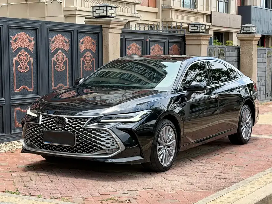 Toyota Avalon Avalon 2024 2.0L Luxury Edition 2024 — фото 1, купить с доставкой в Москву