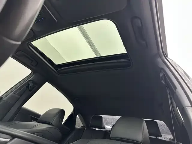 Toyota Avalon 2019 Avalon 2.0L XLE Premium Edition National VI 2022 — миниатюра 4