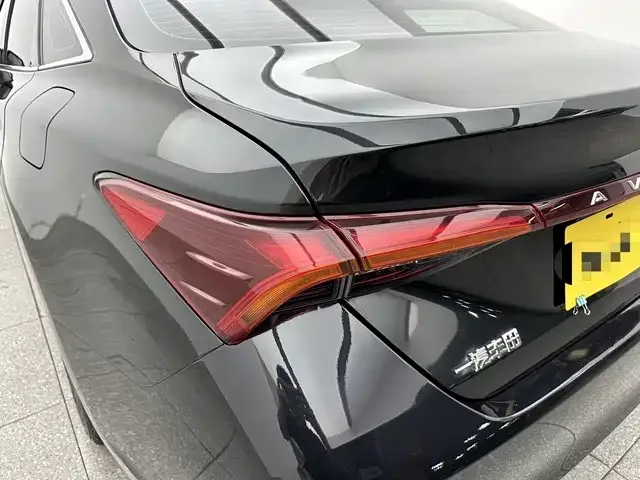 Toyota Avalon 2019 Avalon 2.0L XLE Premium Edition National VI 2022 — миниатюра 5