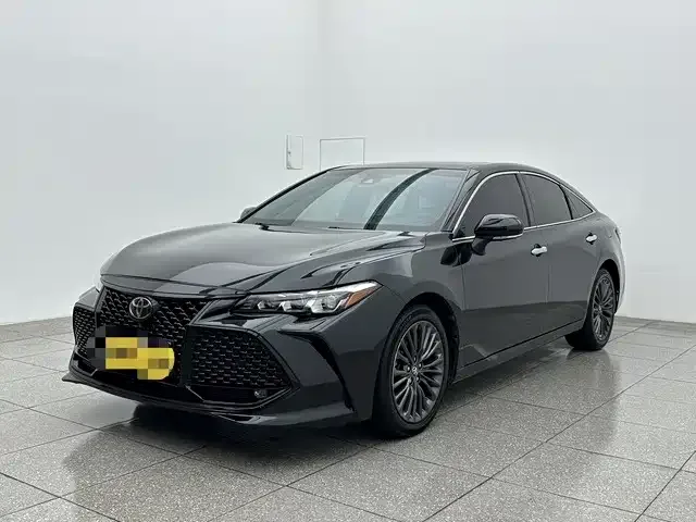 Toyota Avalon 2019 Avalon 2.0L XLE Premium Edition National VI 2022 — фото 1, купить с доставкой в Москву