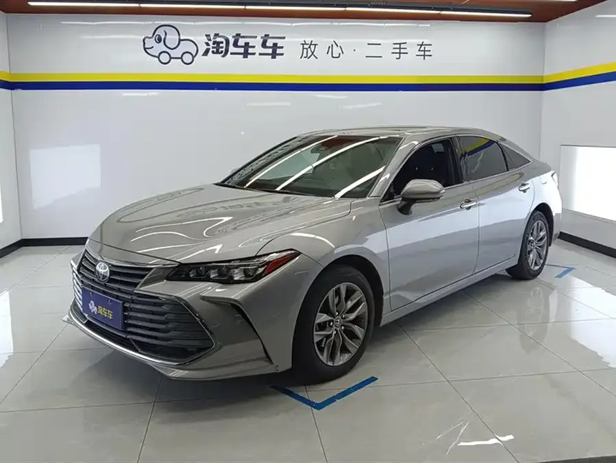 Toyota Avalon Asia Dragon 2019 2.0L Deluxe Edition National VI 2022 — фото 1, купить с доставкой в Москву