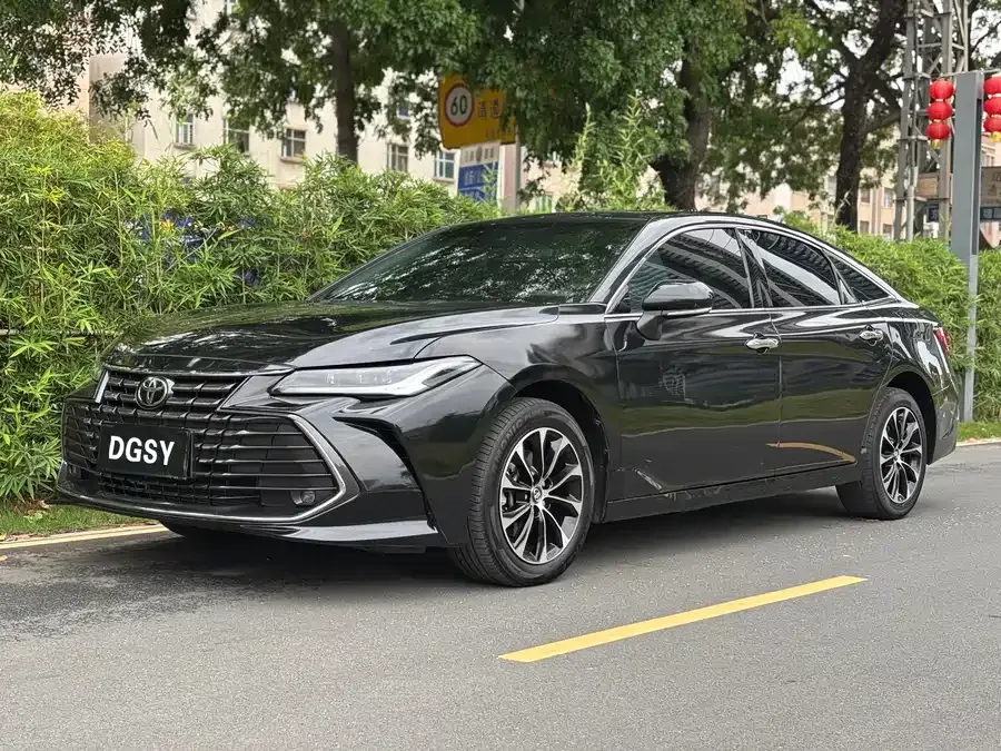 Toyota Avalon Avalon 2023 2.0L Luxury Edition 2023 — фото 1, купить с доставкой в Москву