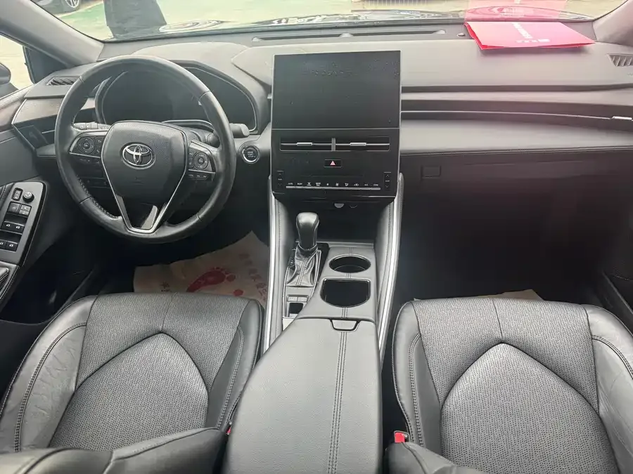 Toyota Avalon Asia Dragon 2022 2.0L Deluxe Edition 2023 — миниатюра 4